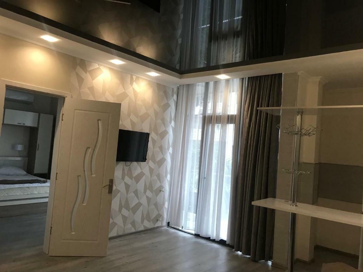Hotel Chaika 科布列季 外观 照片