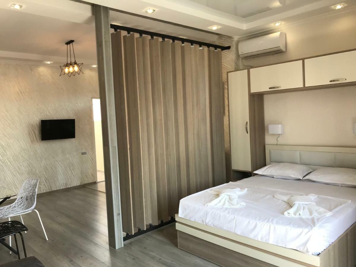 Hotel Chaika 科布列季 外观 照片