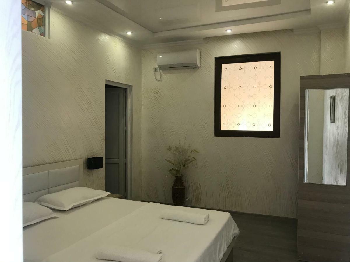 Hotel Chaika 科布列季 外观 照片