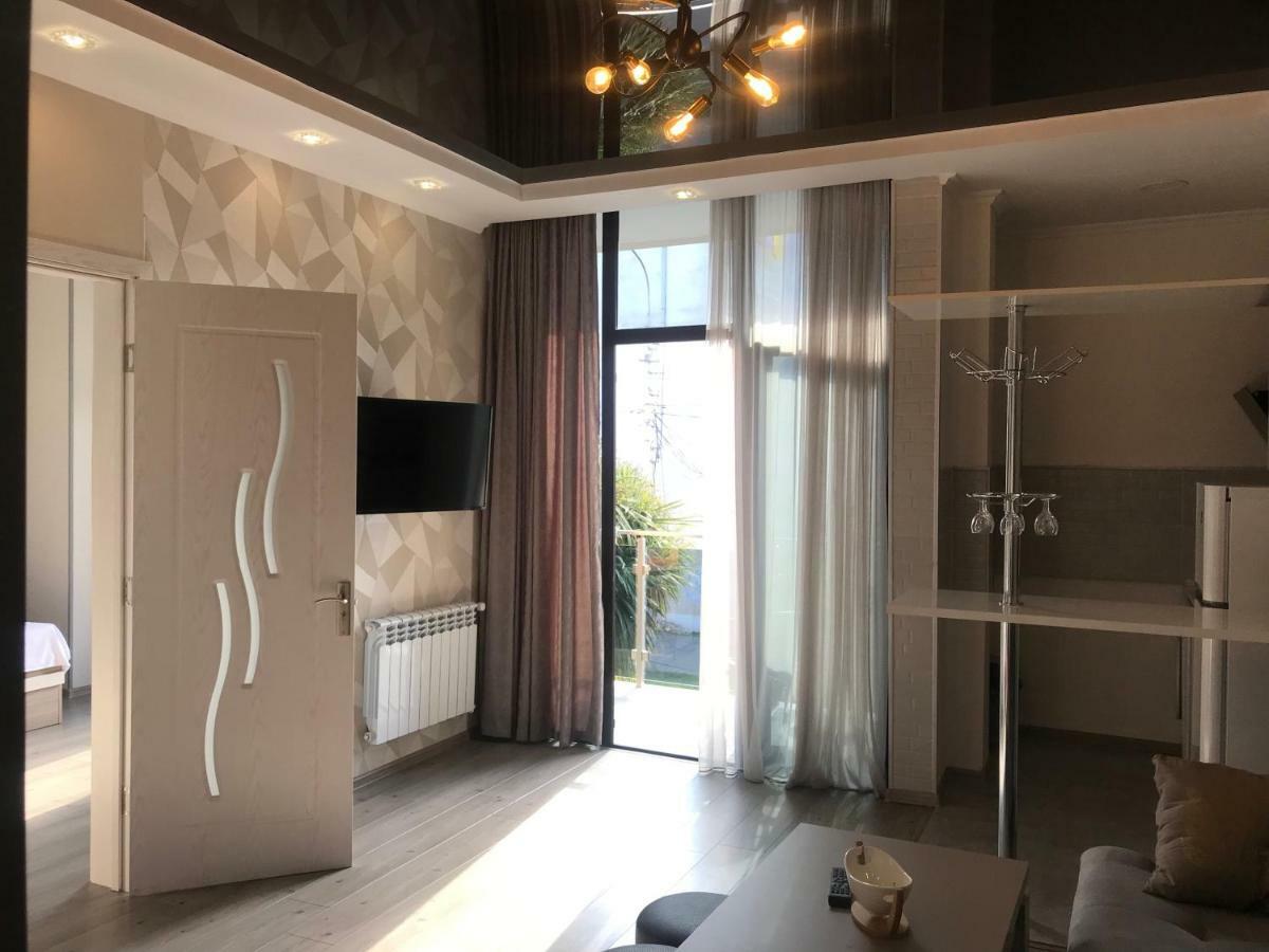 Hotel Chaika 科布列季 外观 照片
